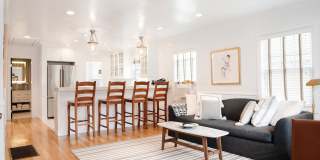 1216 North Ardmore Avenue Gallery 7