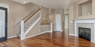Spacious Living in a Modern Townhome Gallery 10