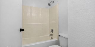 24011 North Cargo Avenue Gallery 28