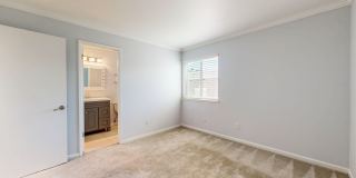 Serene 2 Bedroom 2 Bath Townhome in Windsor, CA with Carport Included! Gallery 31