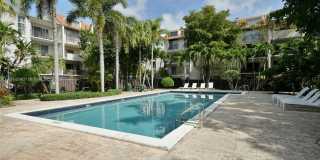 6884 N Kendall Dr Gallery 62