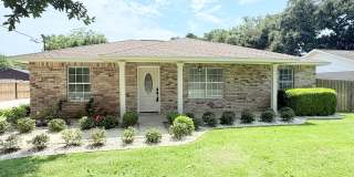 Charming 3-Bedroom Home Gallery 1