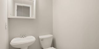 1382 ALMOND DR Gallery 14