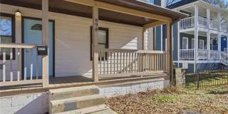 698 Garibaldi Street SW Gallery 25