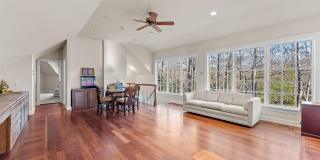 8541 OLD DOMINION Drive Gallery 32