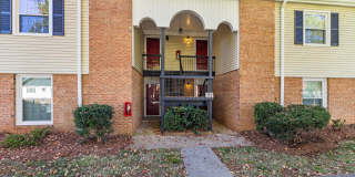 *MOVE IN READY* 3 Bed, 2 Bath Condo, Close to Uptown!!! Gallery 28