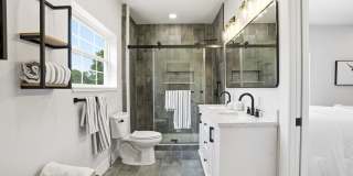 4623 Rookwood Avenue Gallery 40
