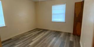Available 8/04/2026 Quaint home with vinyl plank flooring! Gallery 9