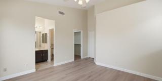 6844 W Harrison Street Gallery 17