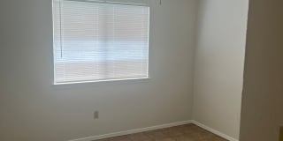 Stockton Properties ( 1911 Gracy Farms ) Gallery 11