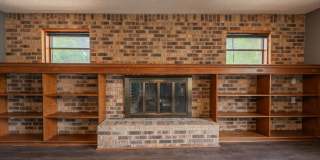 1002 River Oak Gallery 25