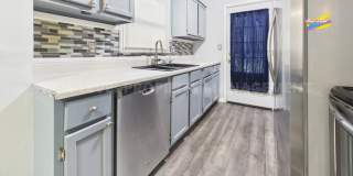 6040 Hartford Drive Gallery 7