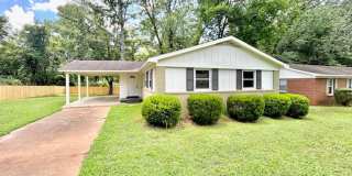 Charming 3 Bed/ 2 Bath Home- Move in Ready! Charming 3 Bed/ 2 Bath Home- Move in Ready! Gallery 1