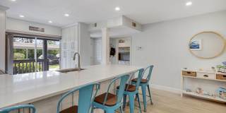1637 NE Nautical Place Gallery 20