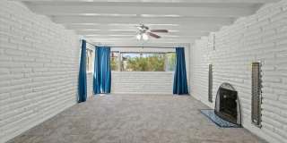 5702 E Camelback Road Gallery 15