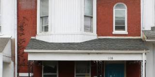 Spacious 3-Bedroom Second-Floor Apartment Gallery 1