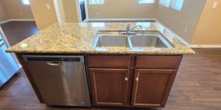 Beautifully maintained 2-bedroom, 2.5-bath with Loft • 1,504 sqft & 2-car garage. Gallery 9