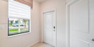 20814 NE 5th Ct Gallery 18