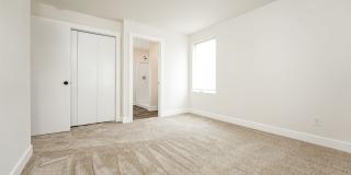 Luxury 2 Bed, 2.5 Bath Home with Two-Car Garage in Downtown Charleston Gallery 19