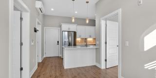 2034 N FRONT Street Gallery 8