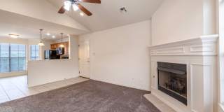 3 bed, 2 bath Condo: MOVE IN SPECIAL!! Gallery 1