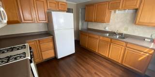 3 Bedroom House On Stadium! Gallery 5