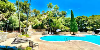 FOR RENT - Cozy Studio 432 SF 2nd Floor Condo, Resort-Style Community In Sought-After Fashion Valley Gallery 18