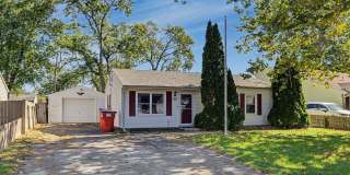 Charming 3-Bedroom Home with Fenced Yard, Two Patios & Detached Garage! (sublease offer through 7/31/27) Gallery 1
