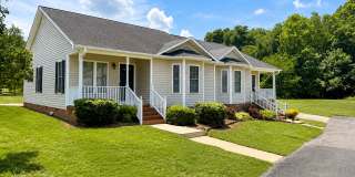 One-Level End Unit Townhome Near Downtown Gibsonville Gallery 1