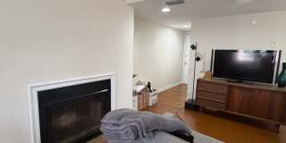 Large Studio Condo Downtown Walking Distance to the Florida State Capitol Gallery 23