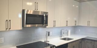 145 RIVERHAVEN Drive Gallery 3