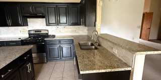 Edmond Home for lease Gallery 10