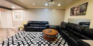 1052 Kingston Lane Gallery 39