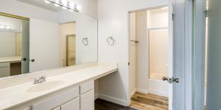 Beethoven Garden Apartments Gallery 23