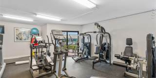 1050 LONGBOAT CLUB Road Gallery 28
