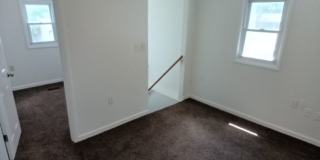 Spacious 3 bedroom 1 Bath in Warren! Gallery 27