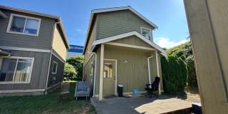 4 Bed 2 Bath Home in Bellingham with Garage 4 Bed 2 Bath Home in Bellingham with Garage Gallery 1