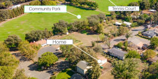 Fully Updated 2/1-Directly Across From 20th St Park- Available Now*** One Room Lease take over*** Gallery 18