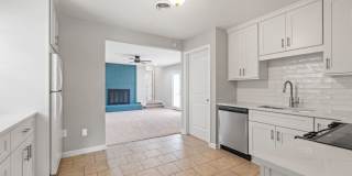 4 Bedroom Ranch w/ Fenced Yard Gallery 8