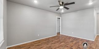 Charming 3 Bedroom Home +BONUS Room with Spacious Backyard Charming 3 Bedroom Home +BONUS Room with Spacious Backyard Gallery 6
