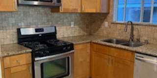 442 N Hollywood Way Gallery 9