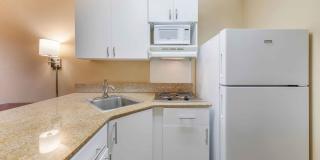 Los Angeles - Ontario Airport Gallery 13