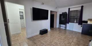 704 SW 2nd Ave Gallery 7