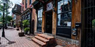 1712 THAMES Street Gallery 8