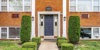 Carriage House Apartments Gallery 15