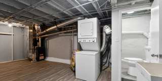 2 bedroom 1.5 bath rowhome for rent in Baltimore Gallery 30