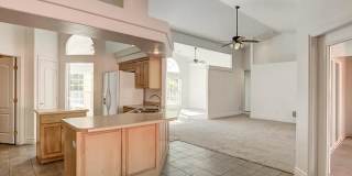 4-BR Home in Shadow Mountain @ Green Valley Gallery 10