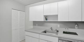 1401 South Ocean Boulevard Gallery 29