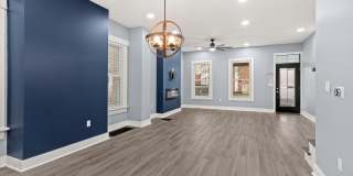 640 Neil Avenue Gallery 30