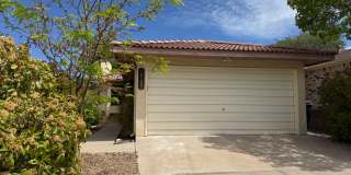 2 Bedroom, 2 Bathroom Home near Tramway and Indian School Gallery 1